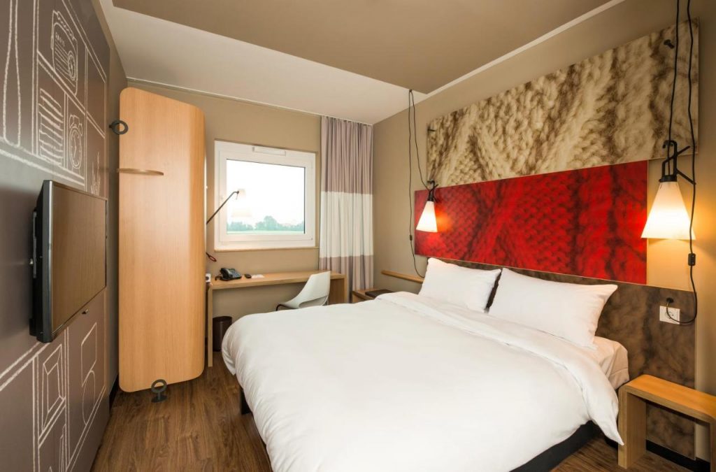 ibis Hotel, Cambrai Photo